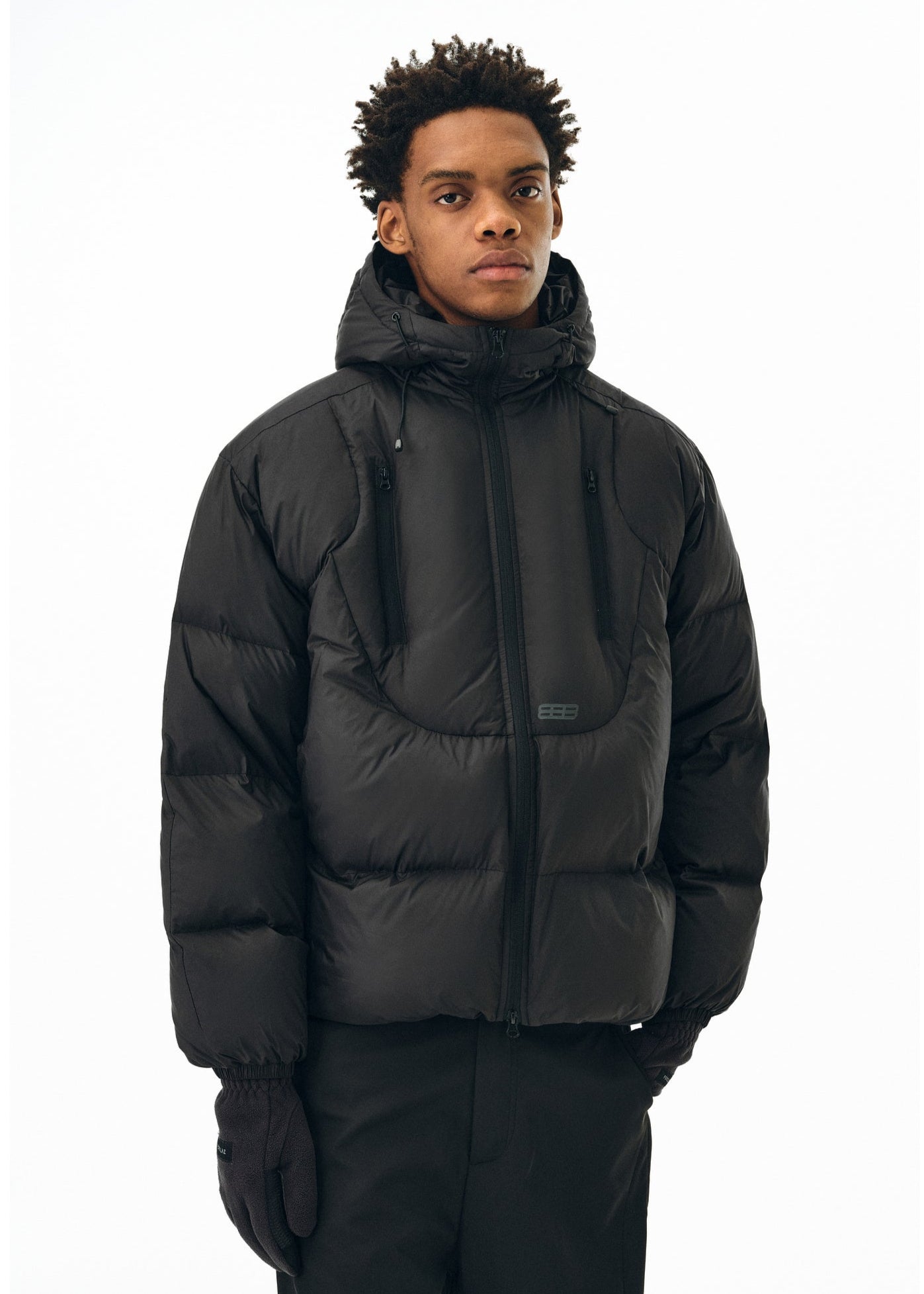 Schwarze isolierte Winterjacke