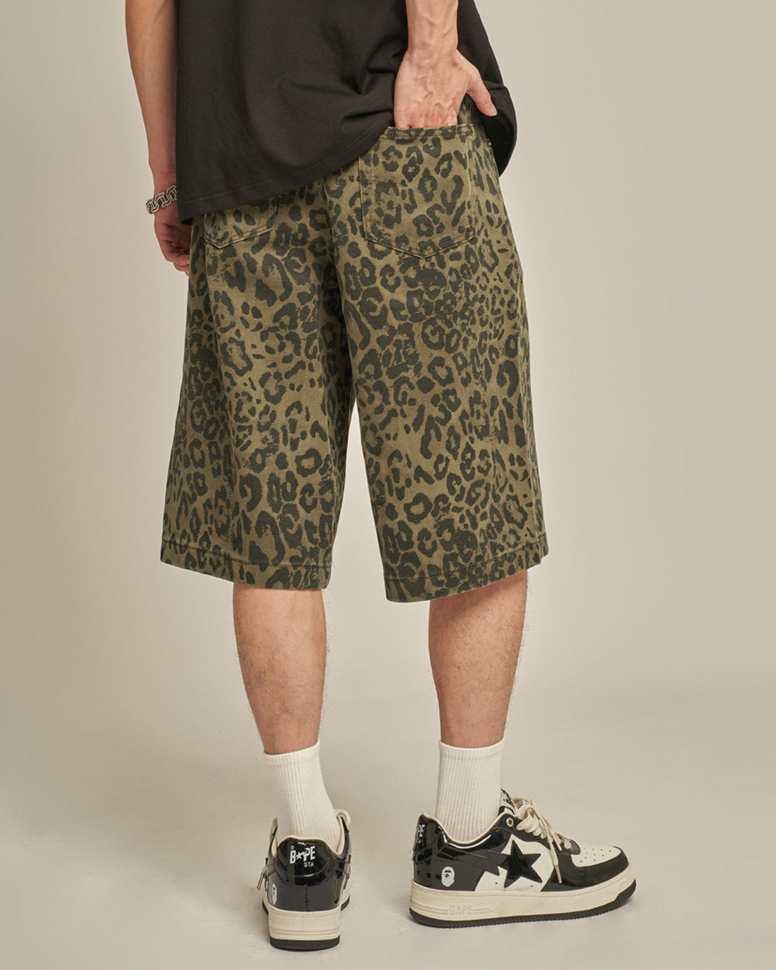 Leo Relaxed Shorts