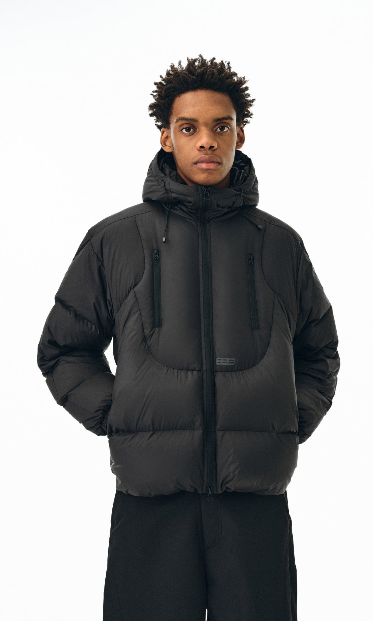 Schwarze isolierte Winterjacke