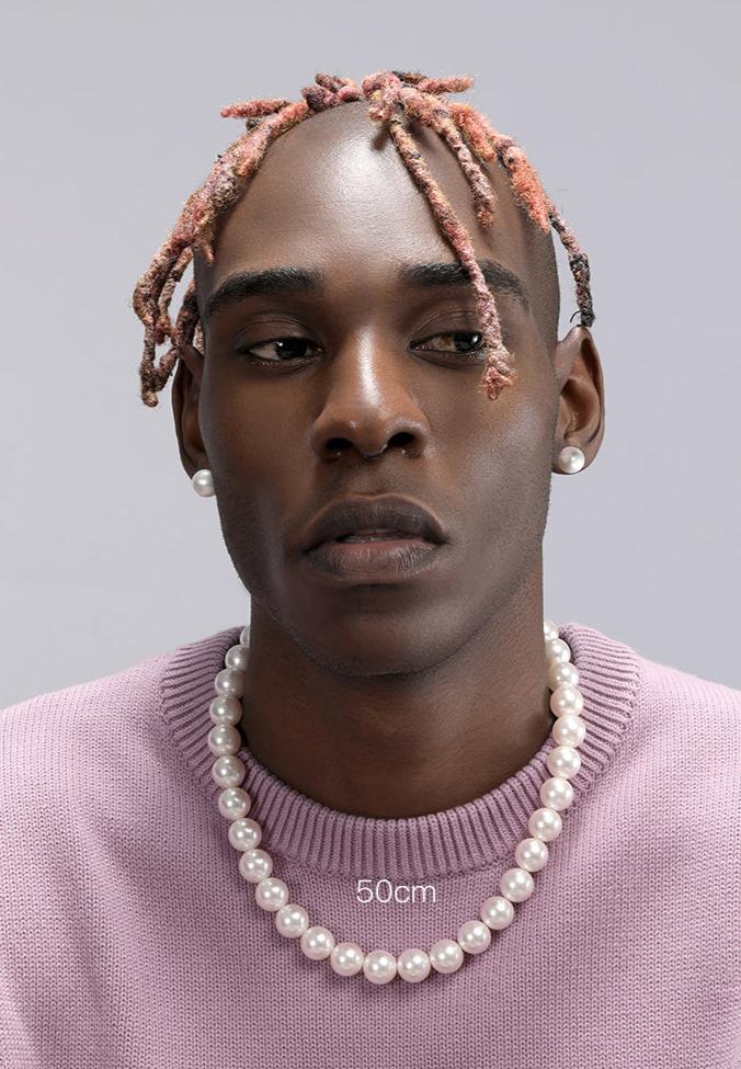 Buckle Pearl Necklace