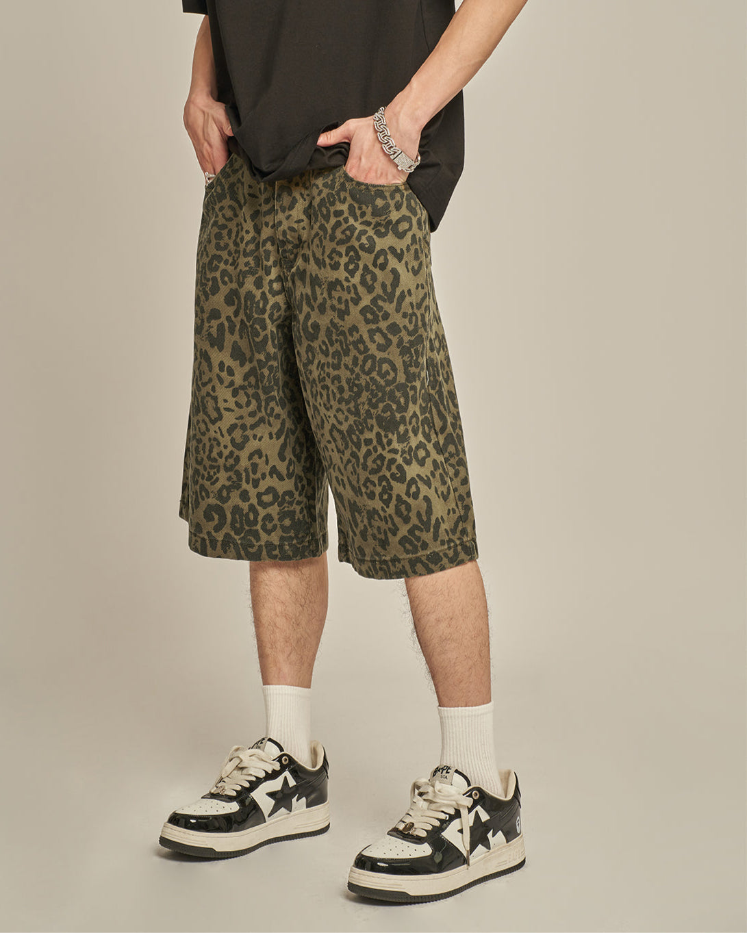 Leo Relaxed Shorts