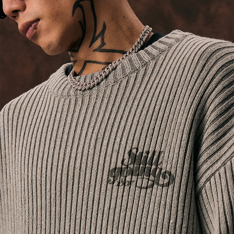 Klassische Rippstrickpullover